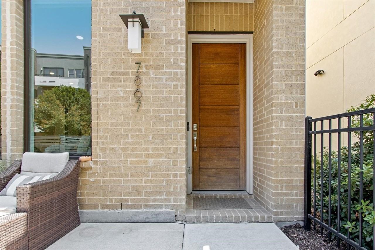 7867 Verona Pl - Photo 5 of 26