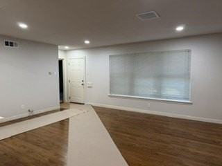 2615 Southwood Dr - Photo 3 of 16