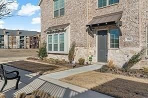 2702 Parkview Pl - Photo 2 of 25
