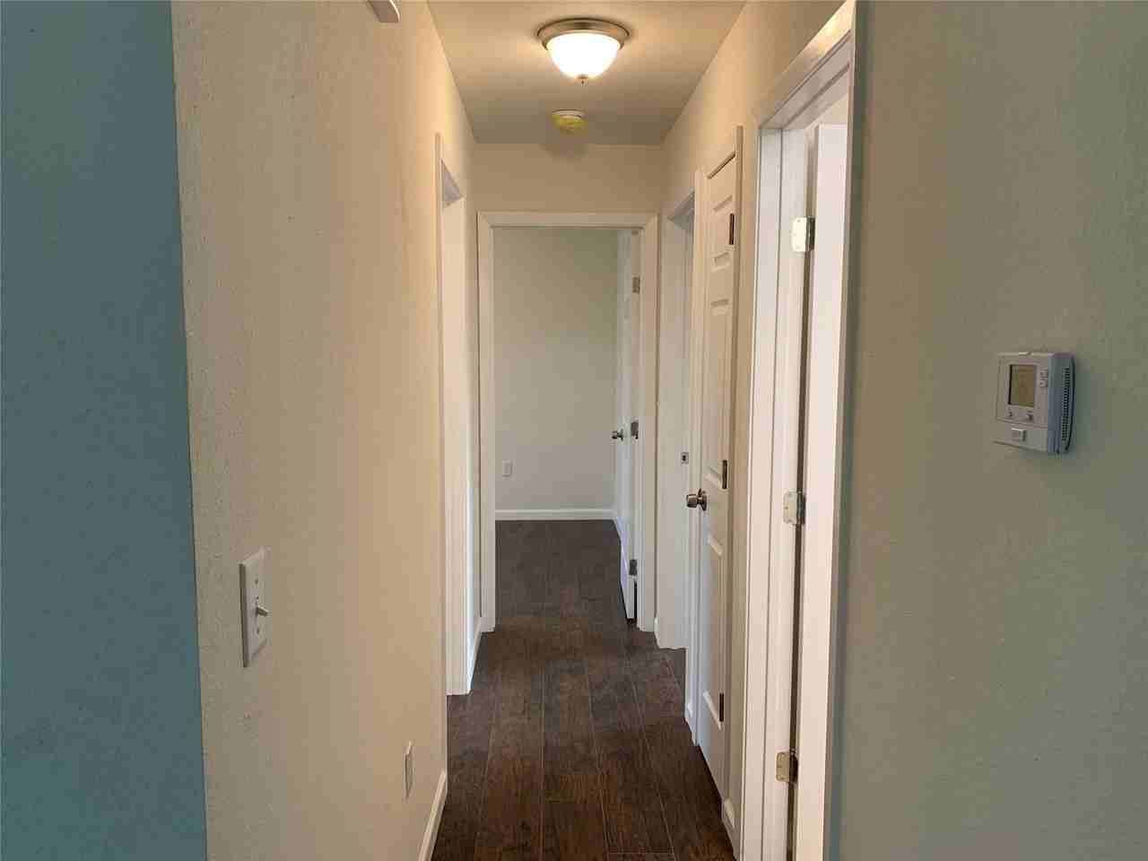 156 Bridlewood Ln - Photo 7 of 16