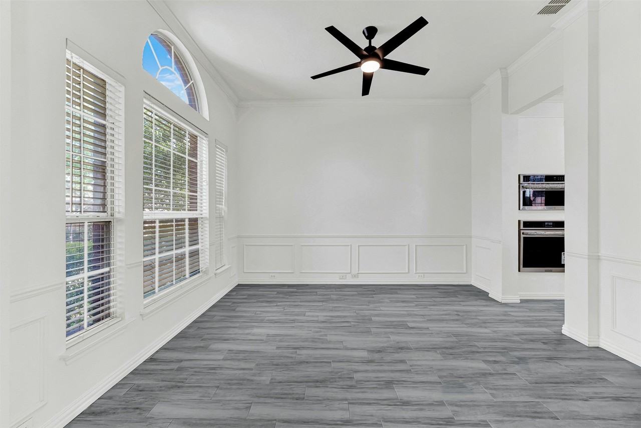 1010 Westwood Ct - Photo 5 of 39
