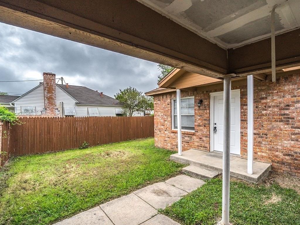 509 S Hastings St - Photo 3 of 23