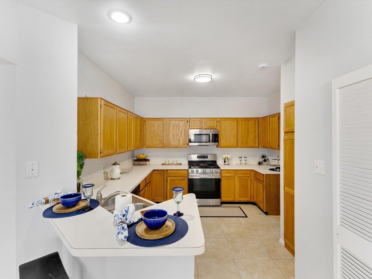 2409 Baretta Dr - Photo 6 of 29