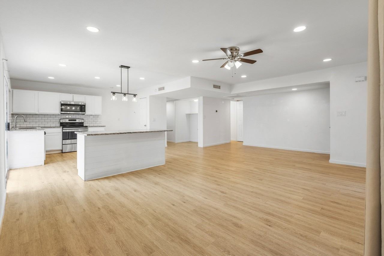 1824 Chamberlain Dr - Photo 6 of 25