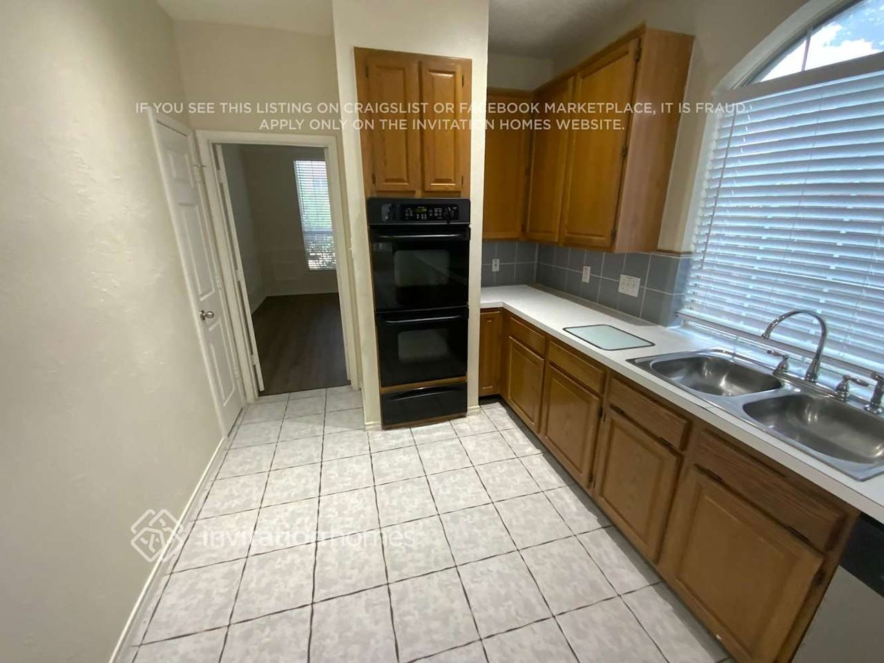 6120 Pinwood Cir - Photo 5 of 21
