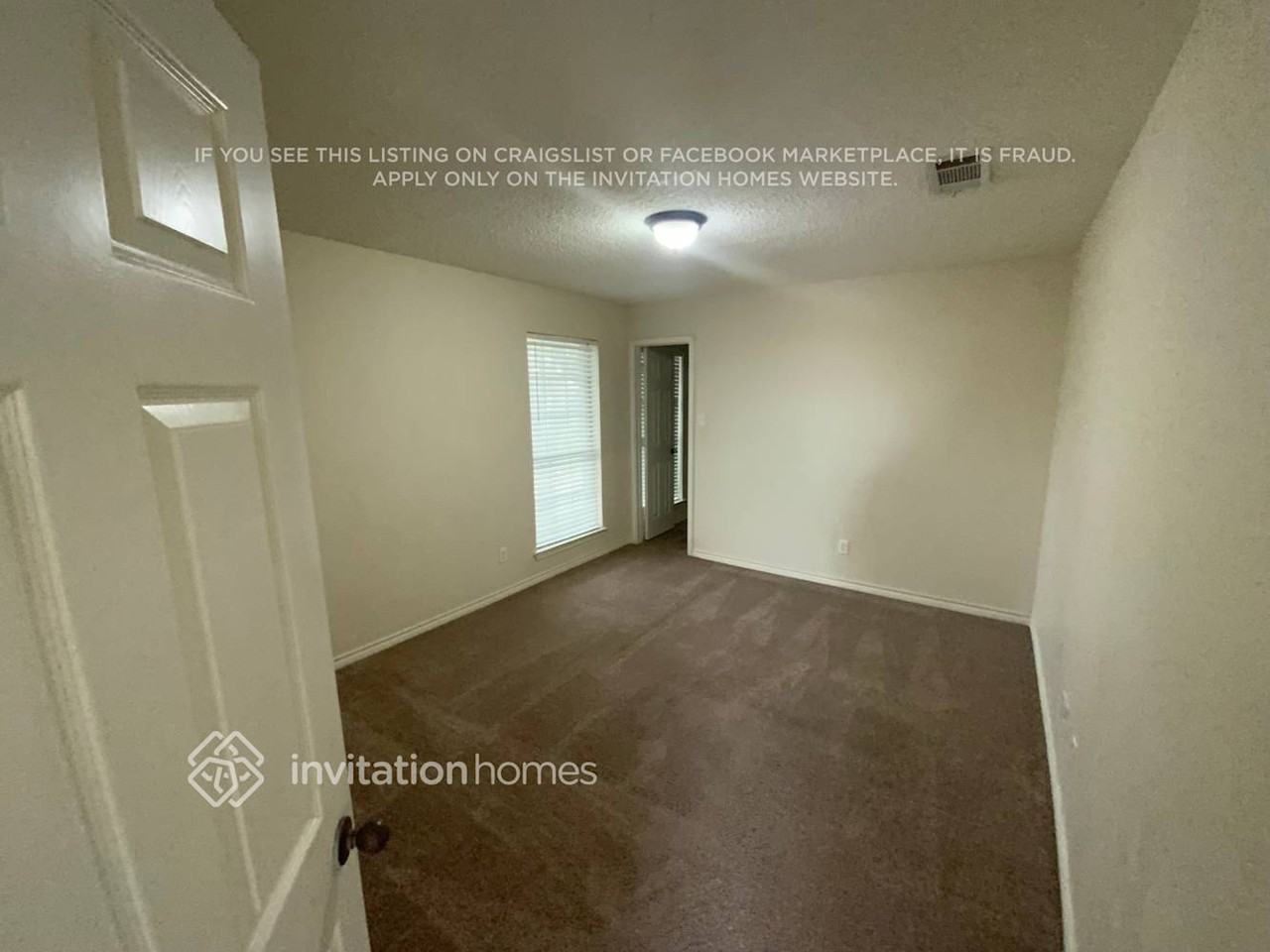 6120 Pinwood Cir - Photo 4 of 10