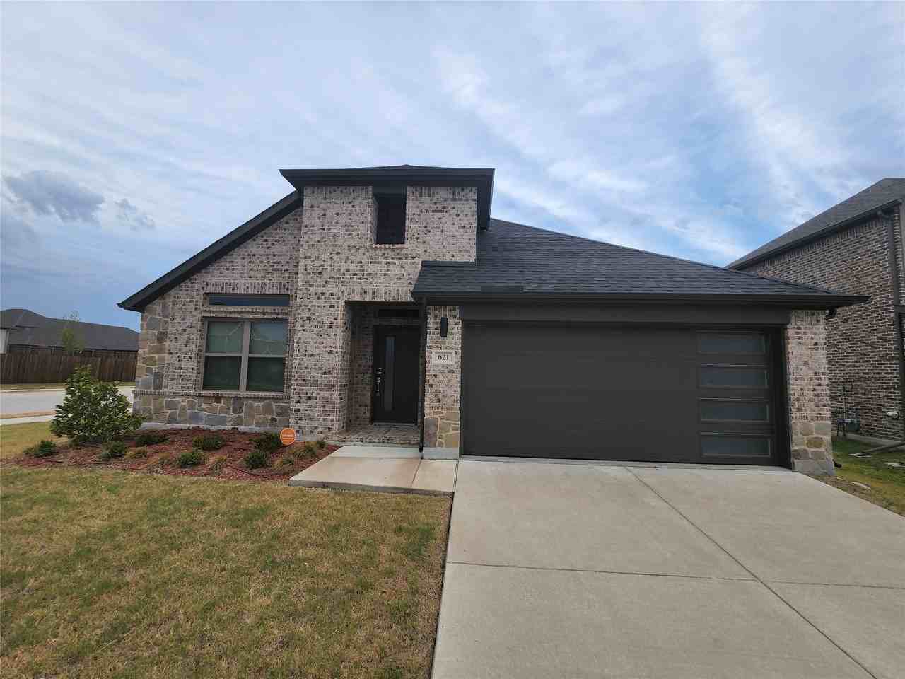 621 Maple Leaf Way