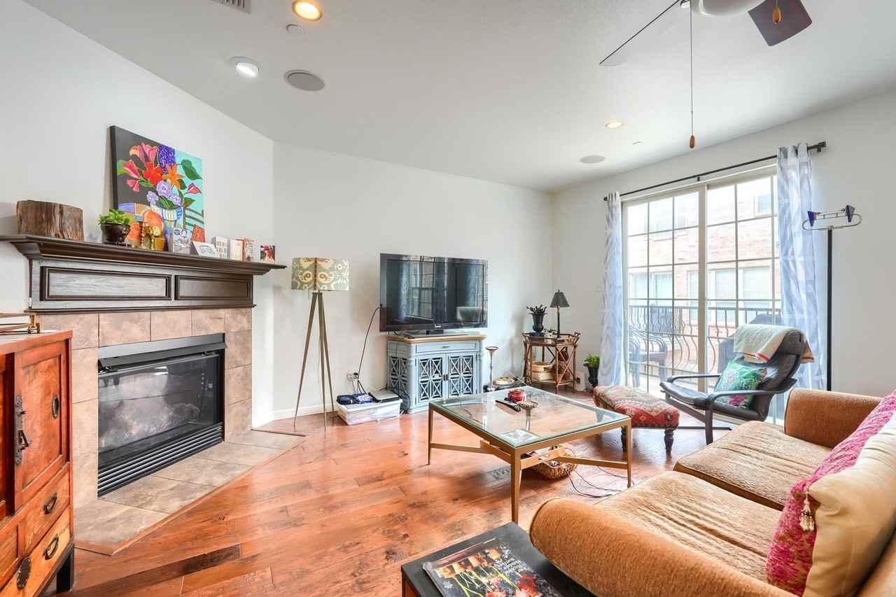 3885 Asbury Ln - Photo 4 of 16