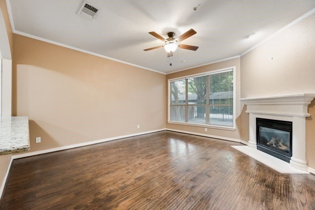 317 Gershwin Way - Photo 3 of 15