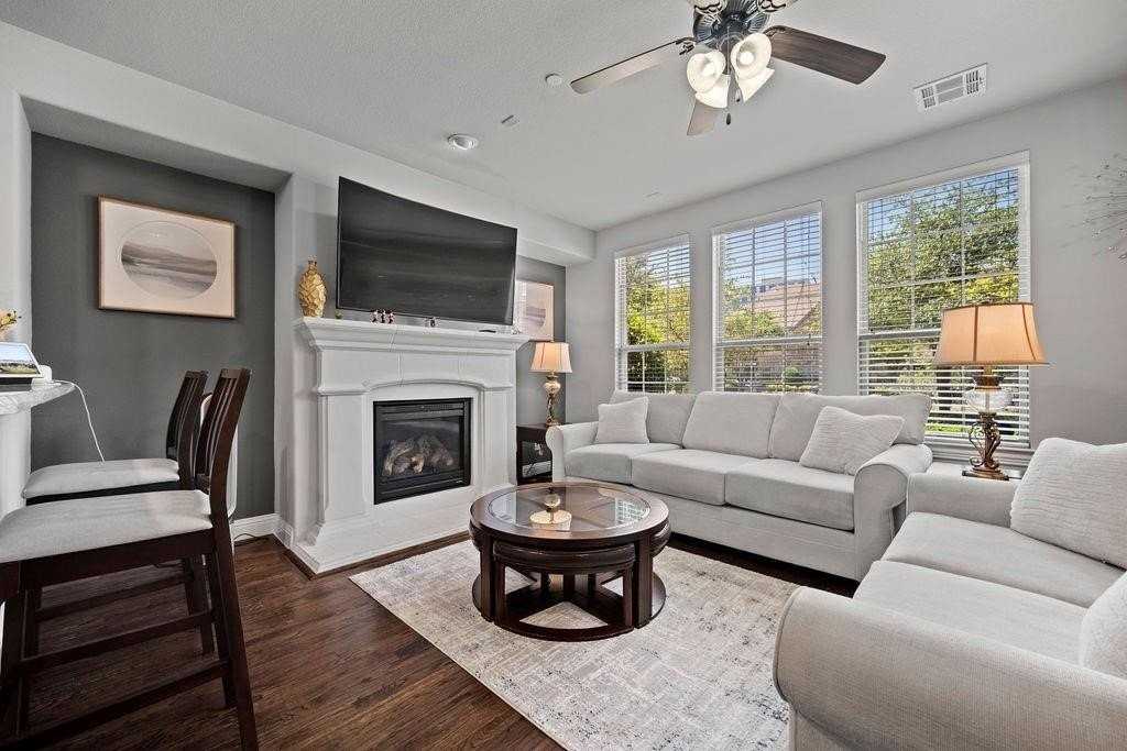 7928 Pam St - Photo 2 of 14