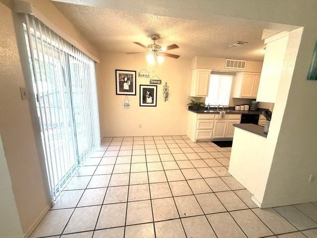 627 Overlook Ct - Photo 5 of 17