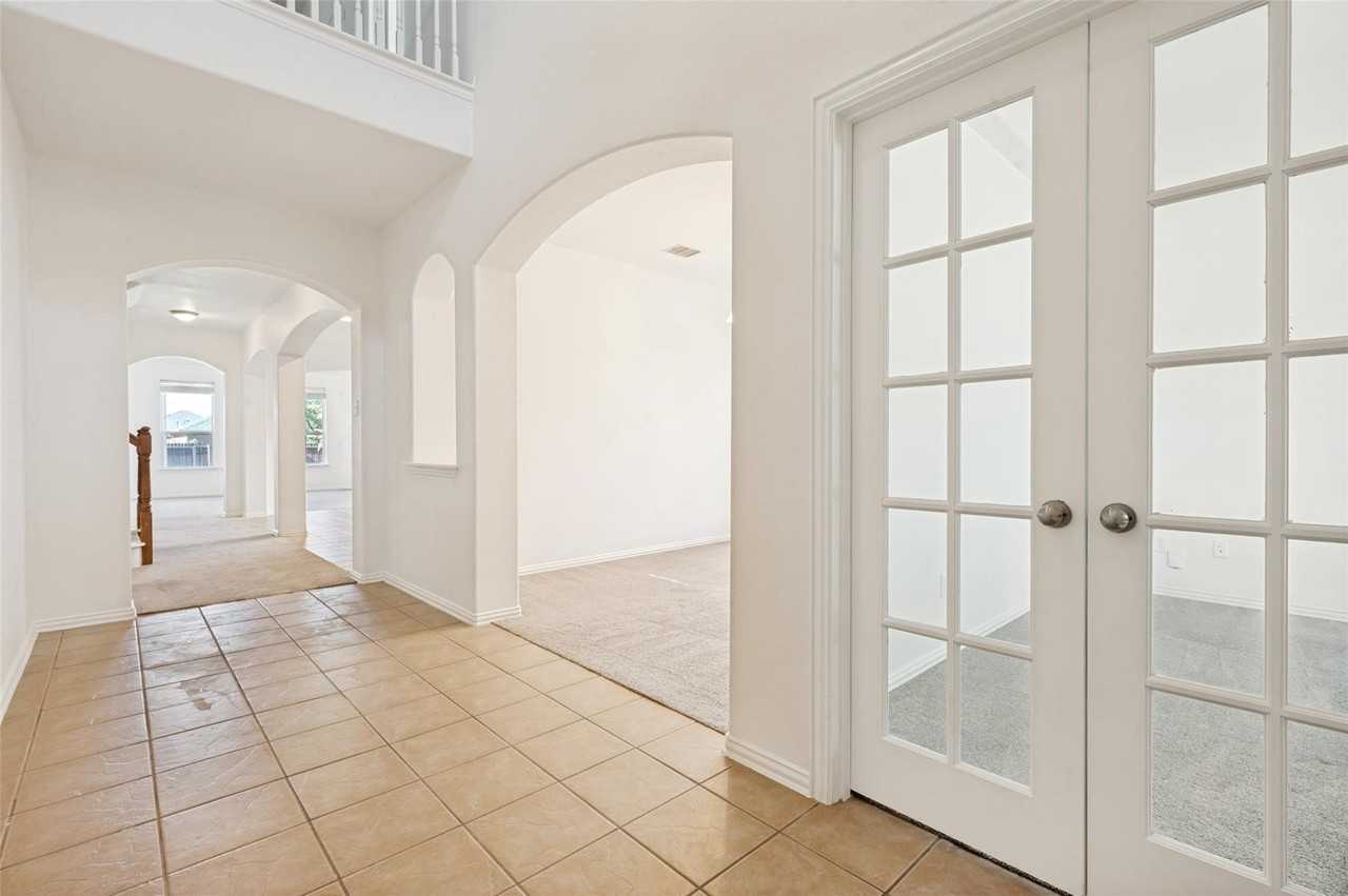 2856 Evening Mist Dr - Photo 5 of 21