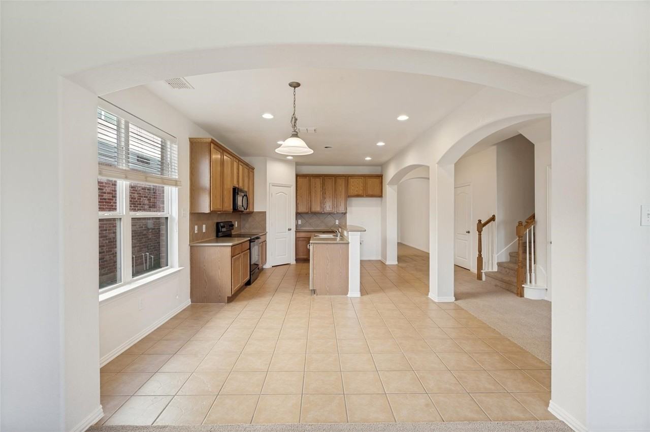2856 Evening Mist Dr - Photo 7 of 21