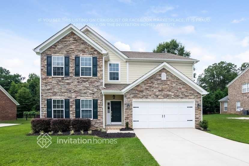 8023 Grove Hall Ave