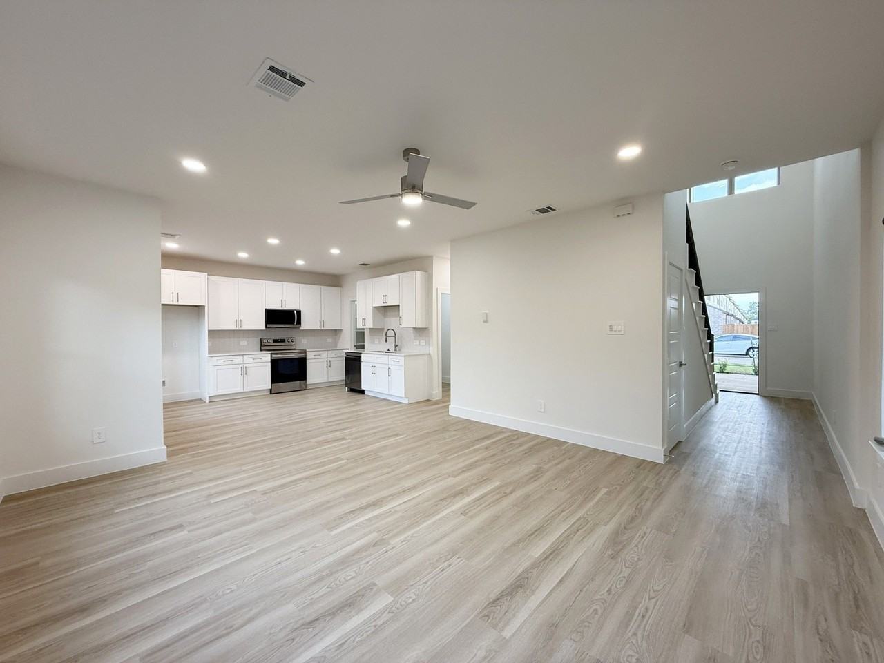 128 Pinkie Holmes Dr - Photo 7 of 26