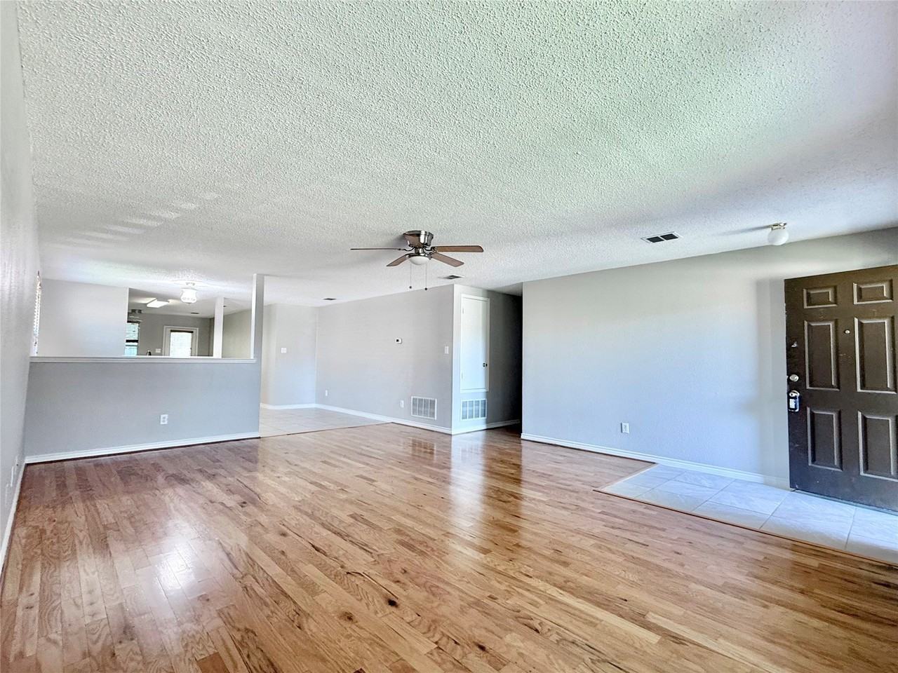 1620 Flagstone Ln - Photo 6 of 27