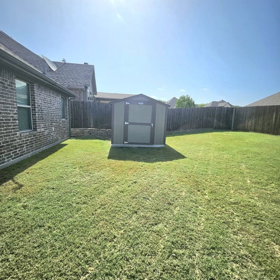 2101 Timineri Dr - Photo 6 of 30