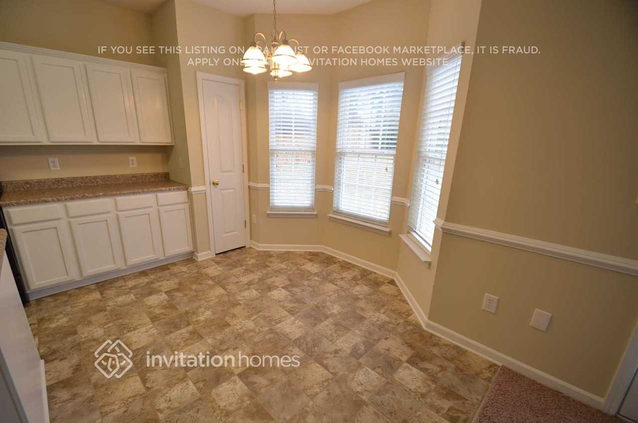 13407 Willow Falls Rd - Photo 4 of 15