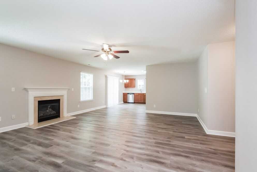 11109 Nolet Ct - Photo 3 of 16