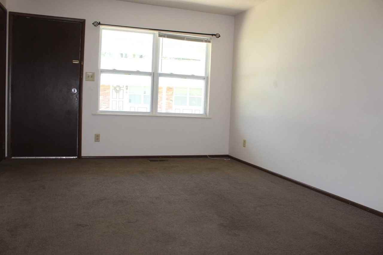 501 E Cleveland St #3 - Photo 4 of 6