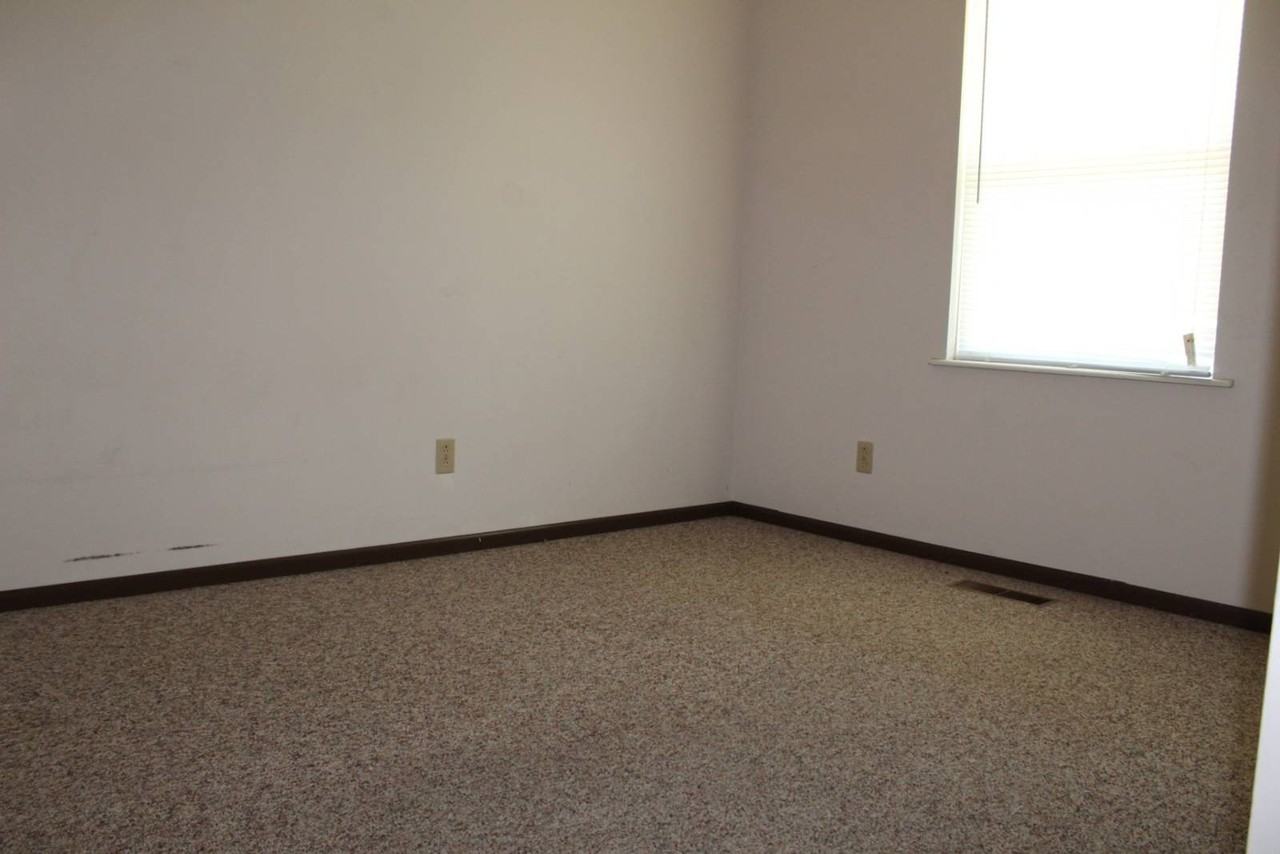 501 E Cleveland St #3 - Photo 5 of 6