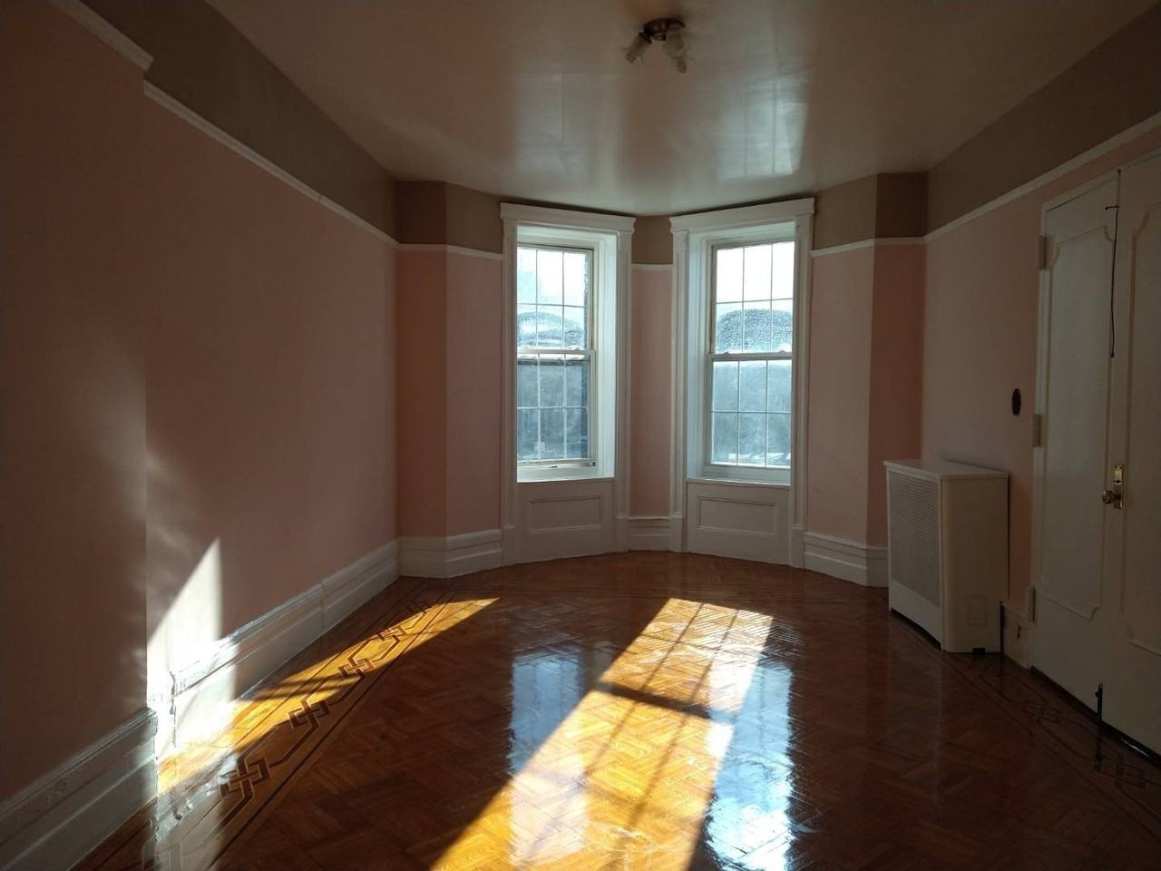 571 Eastern Pkwy - Photo 3 of 21