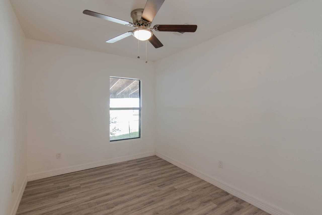 3931 Abilene St - Photo 3 of 22