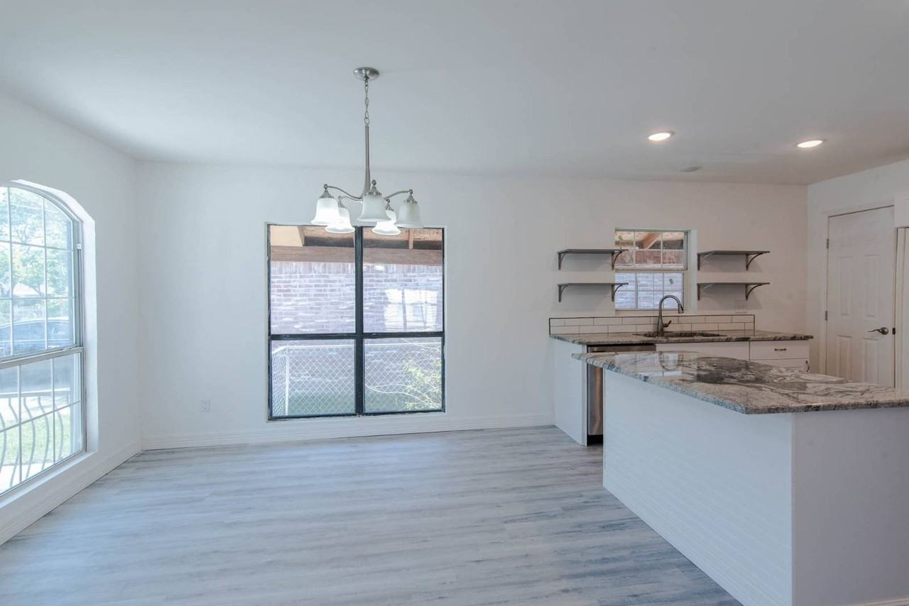 3931 Abilene St - Photo 5 of 22