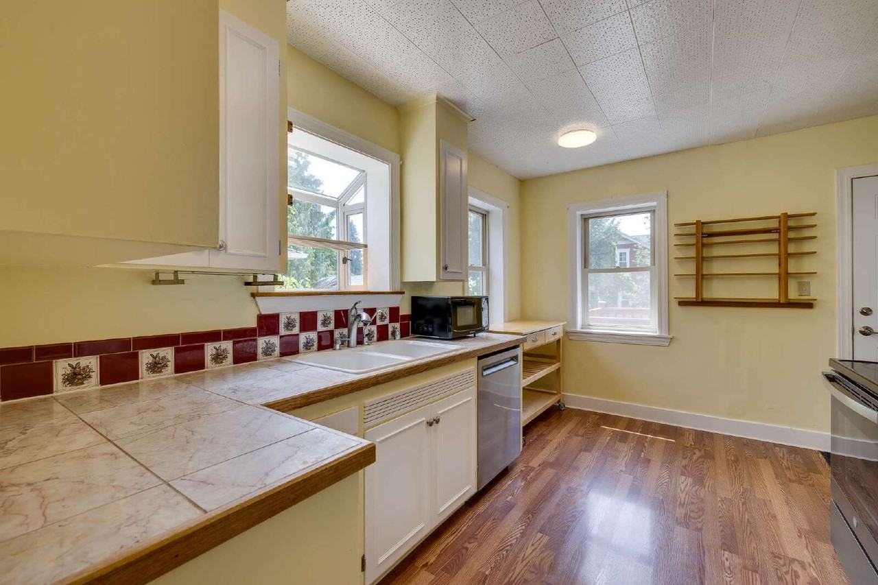3219 Ne 90th St - Photo 7 of 22