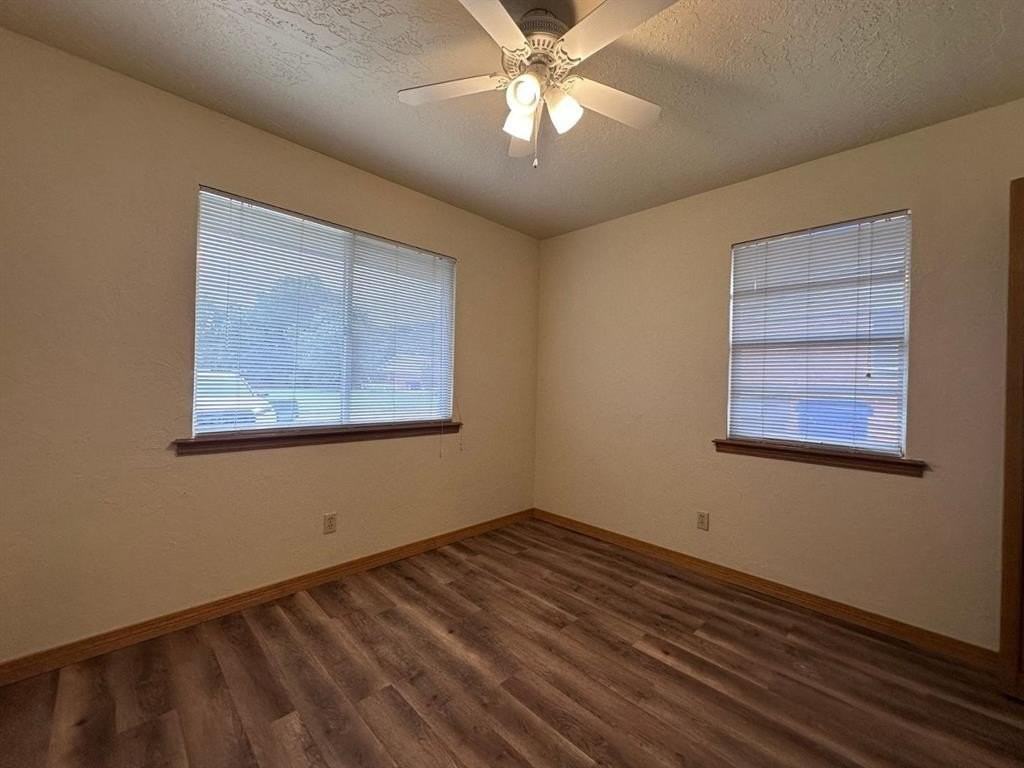 2037 Delaware Ln #2037 - Photo 6 of 9