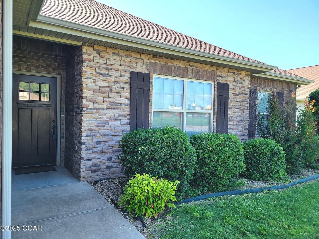 2026 Arizona Ave - Photo 4 of 15
