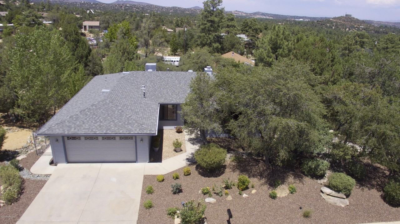 1444 Vista Rd - Photo 2 of 28