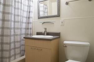 featured image of 2442 Tusitala St