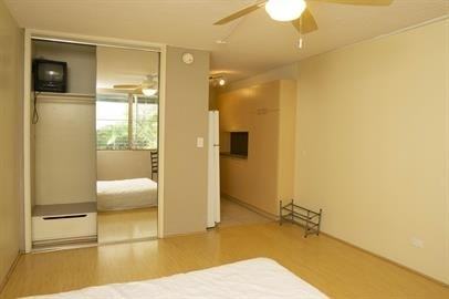 2442 Tusitala St - Photo 3 of 7