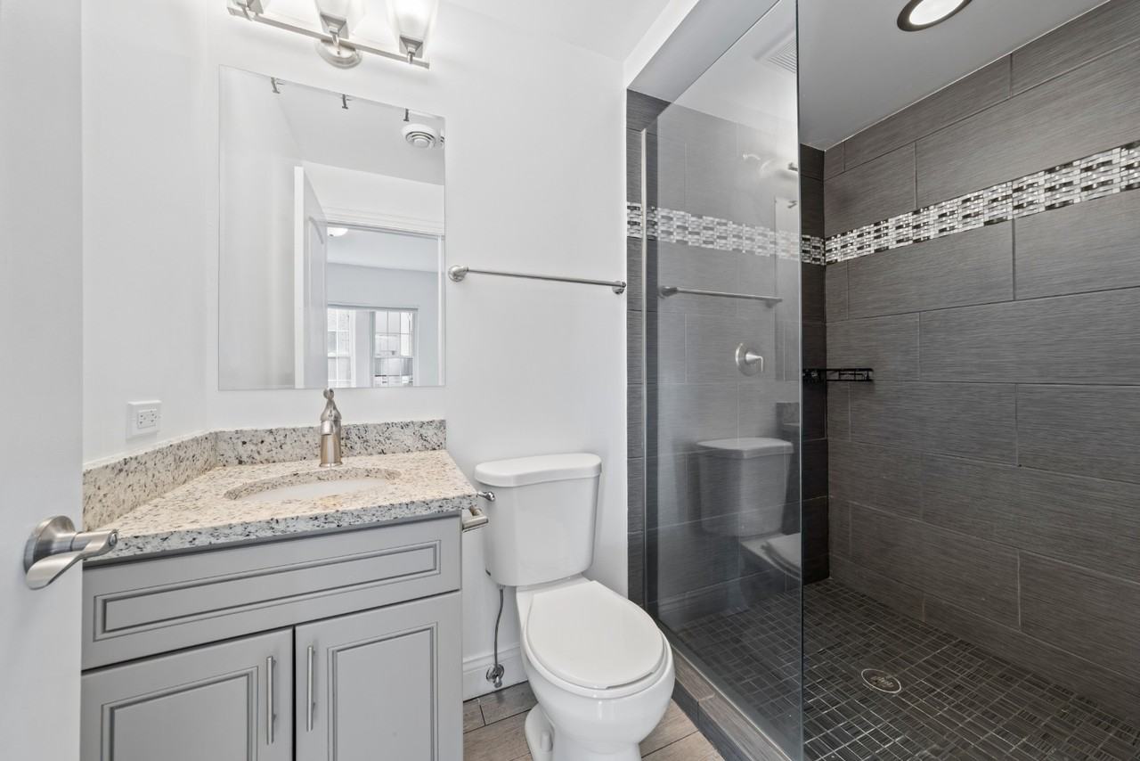 15 N Vail Ave #208V - Photo 3 of 5