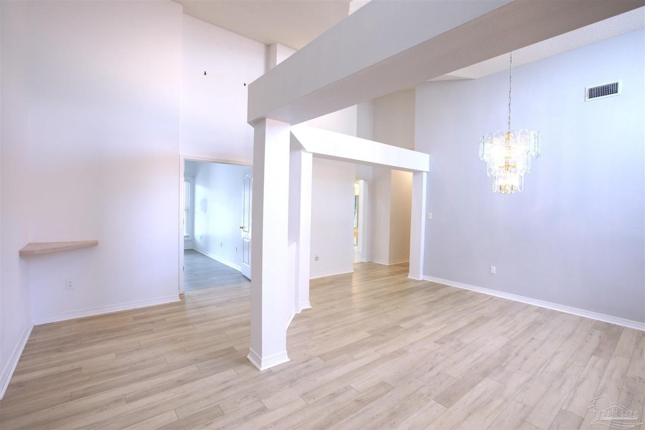 4025 Teal Way - Photo 2 of 39