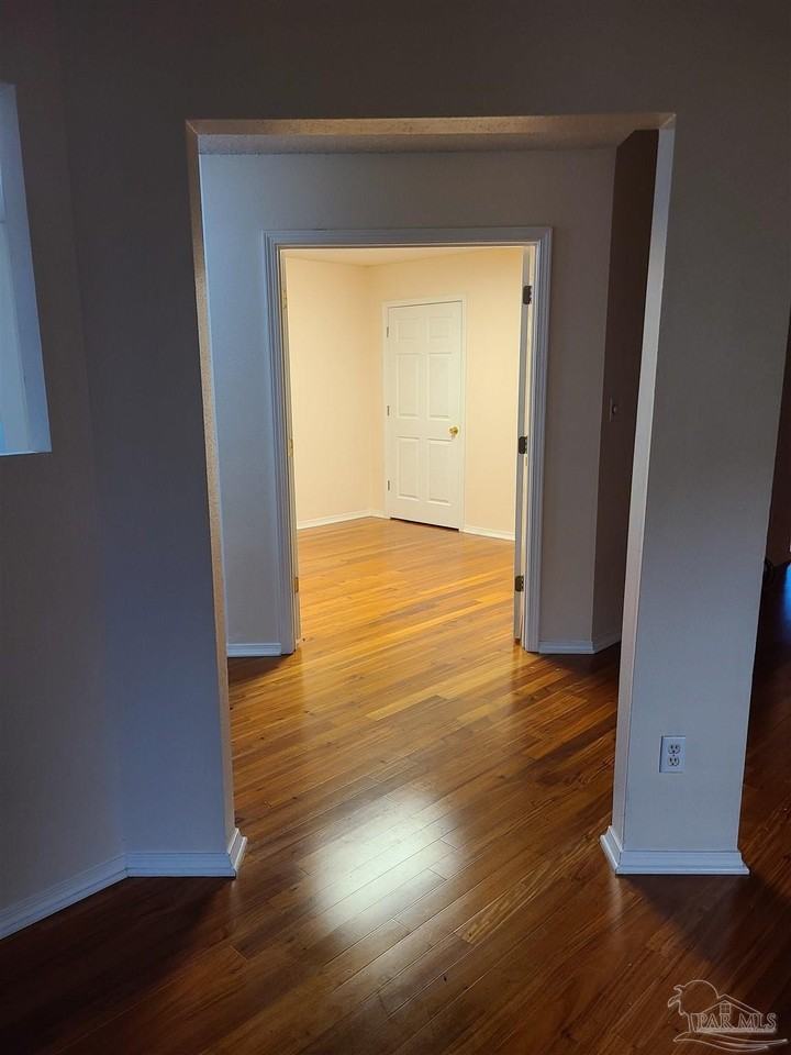 358 Mirabelle Dr - Photo 4 of 18