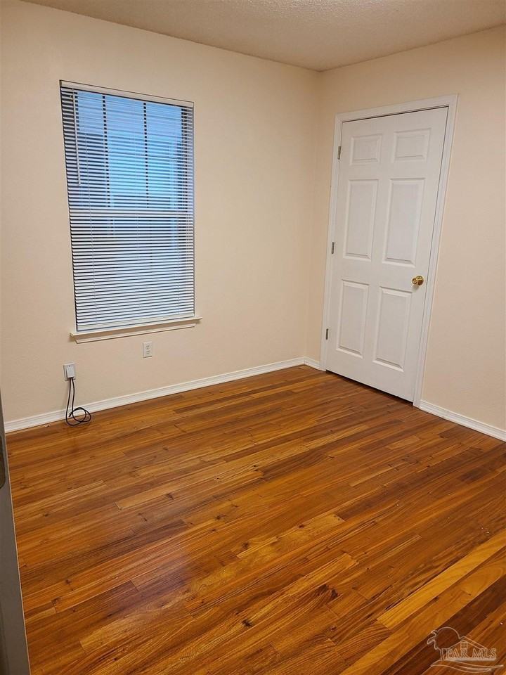 358 Mirabelle Dr - Photo 6 of 18