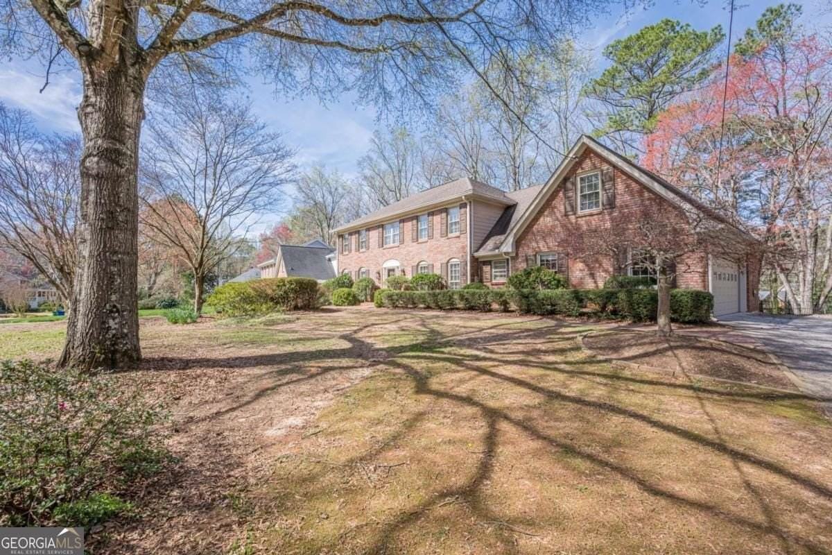 5274 Wyntercreek Way - Photo 3 of 50