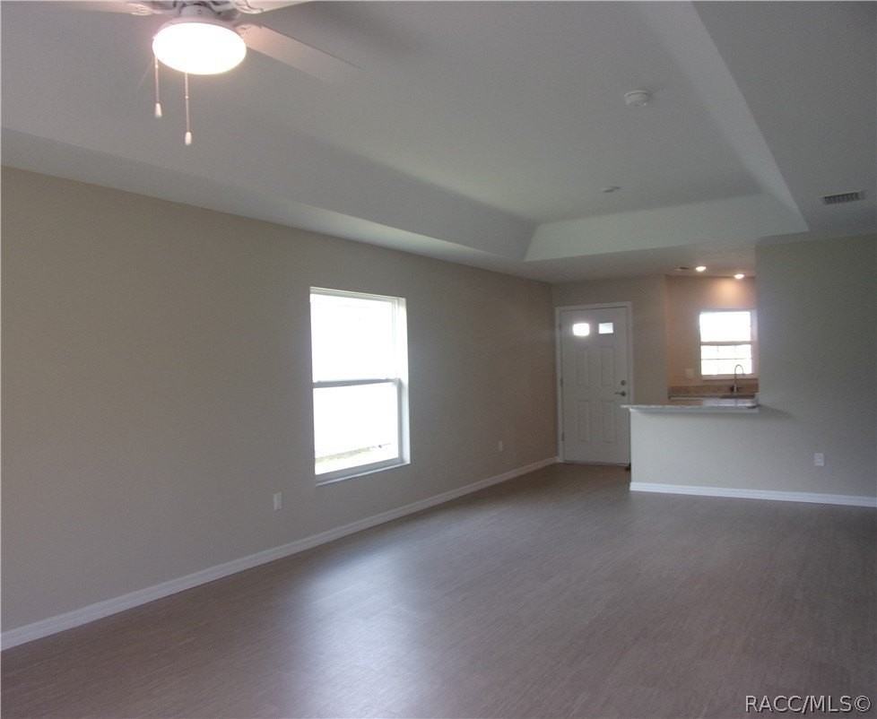 10494 S Drew Bryant Cir - Photo 3 of 38