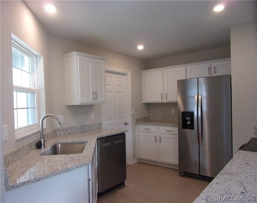 10494 S Drew Bryant Cir - Photo 5 of 38