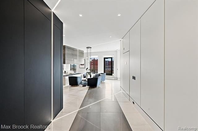 34901 Woodward Ave #5thFL - Photo 7 of 50