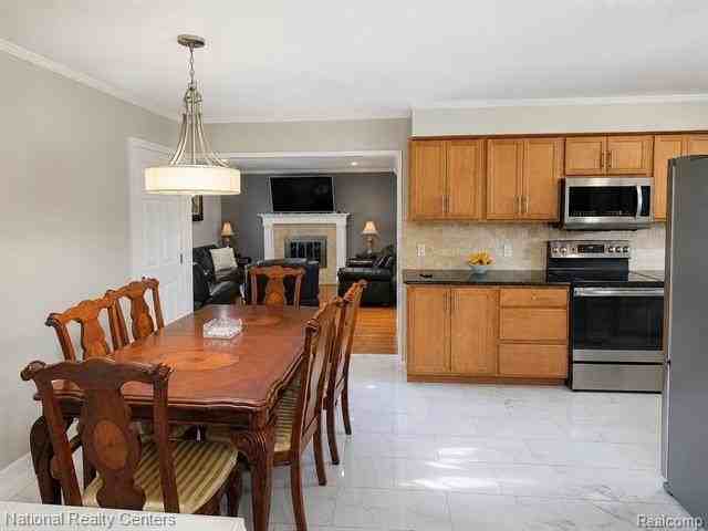 3621 Bates Dr - Photo 6 of 26