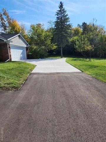 45011 Byrne Dr - Photo 3 of 38