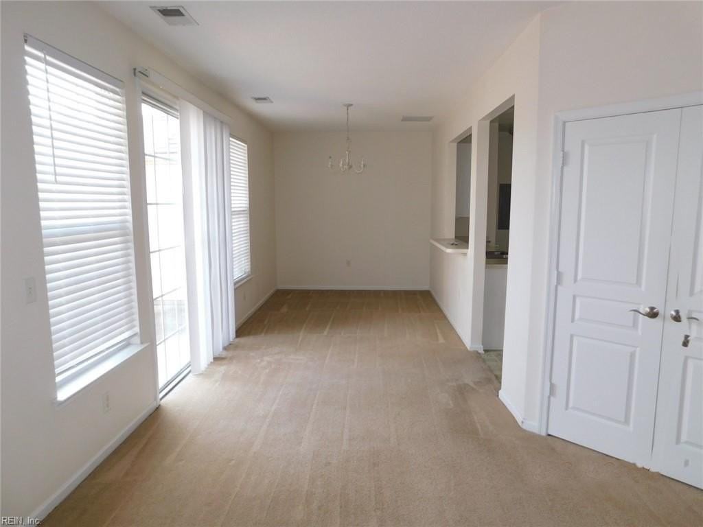 2381 Wessington Dr - Photo 4 of 18