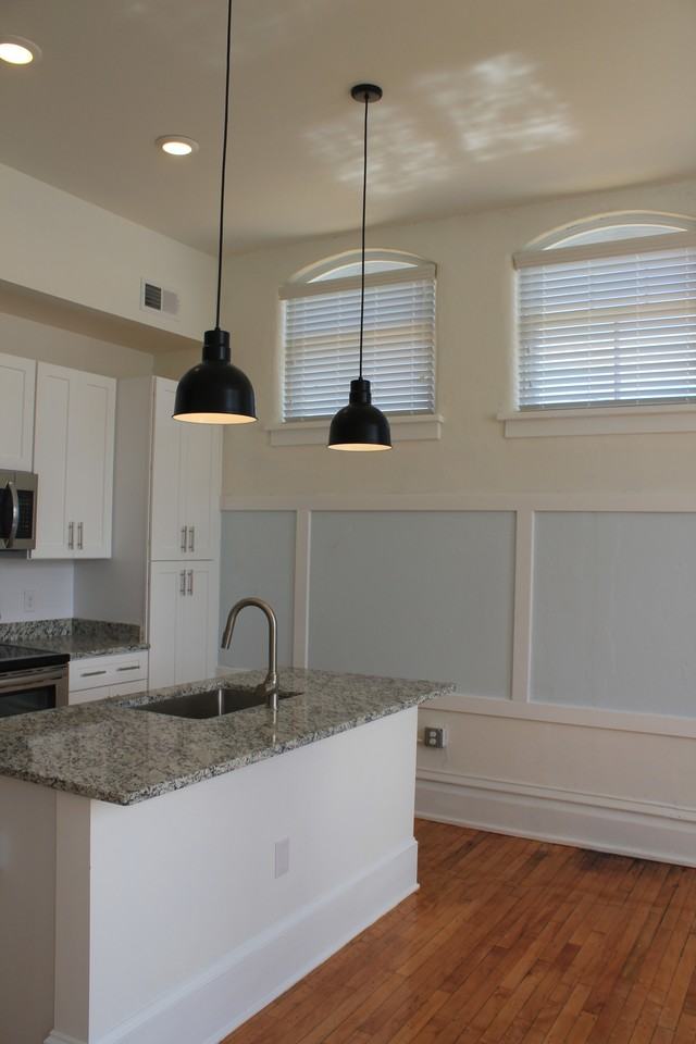 403 W Court St #204 - Photo 5 of 12
