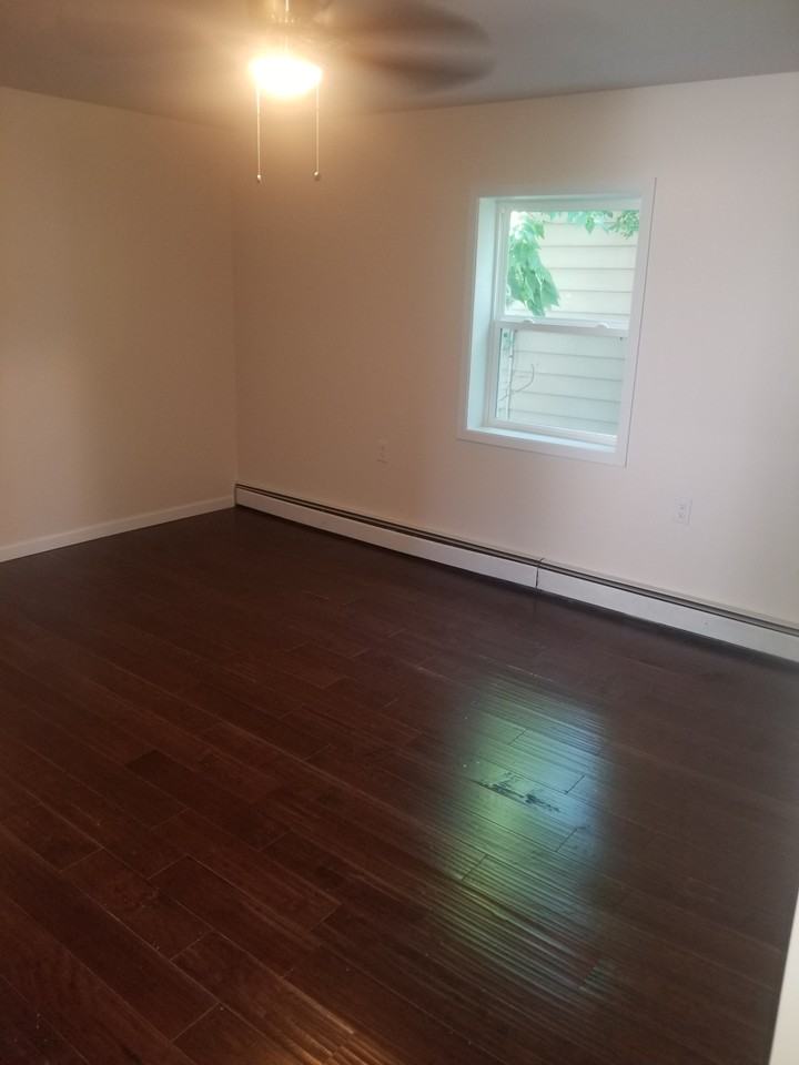2414 Norwood Ave #3 - Photo 2 of 5