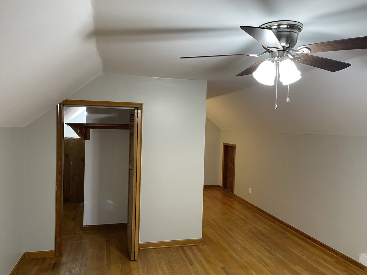 3454 Raymond Ave - Photo 5 of 15