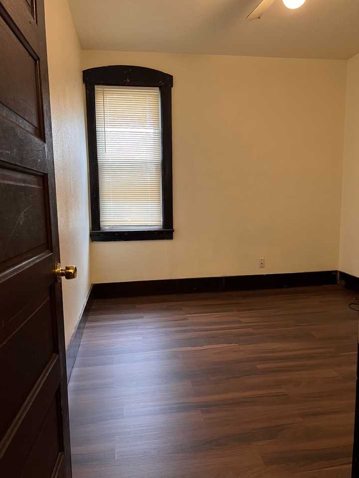 2857 N 2nd St - Photo 4 of 15
