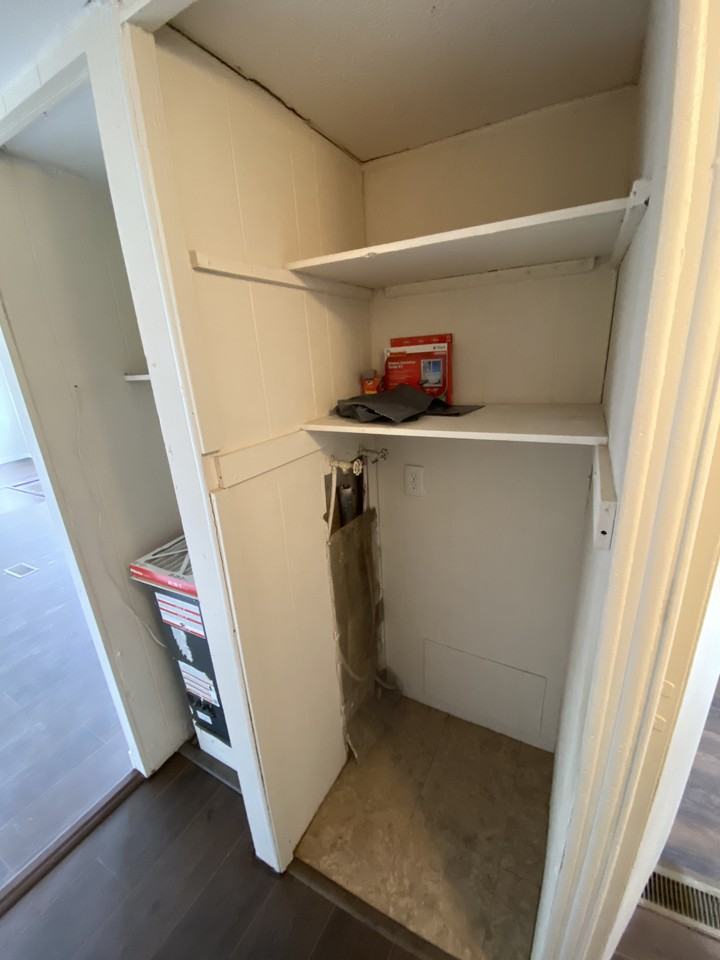 660 N Millborne Rd - Photo 5 of 15